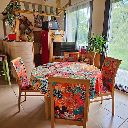 Le Domaine Des Sources Bed & Breakfast Landevant Exterior photo